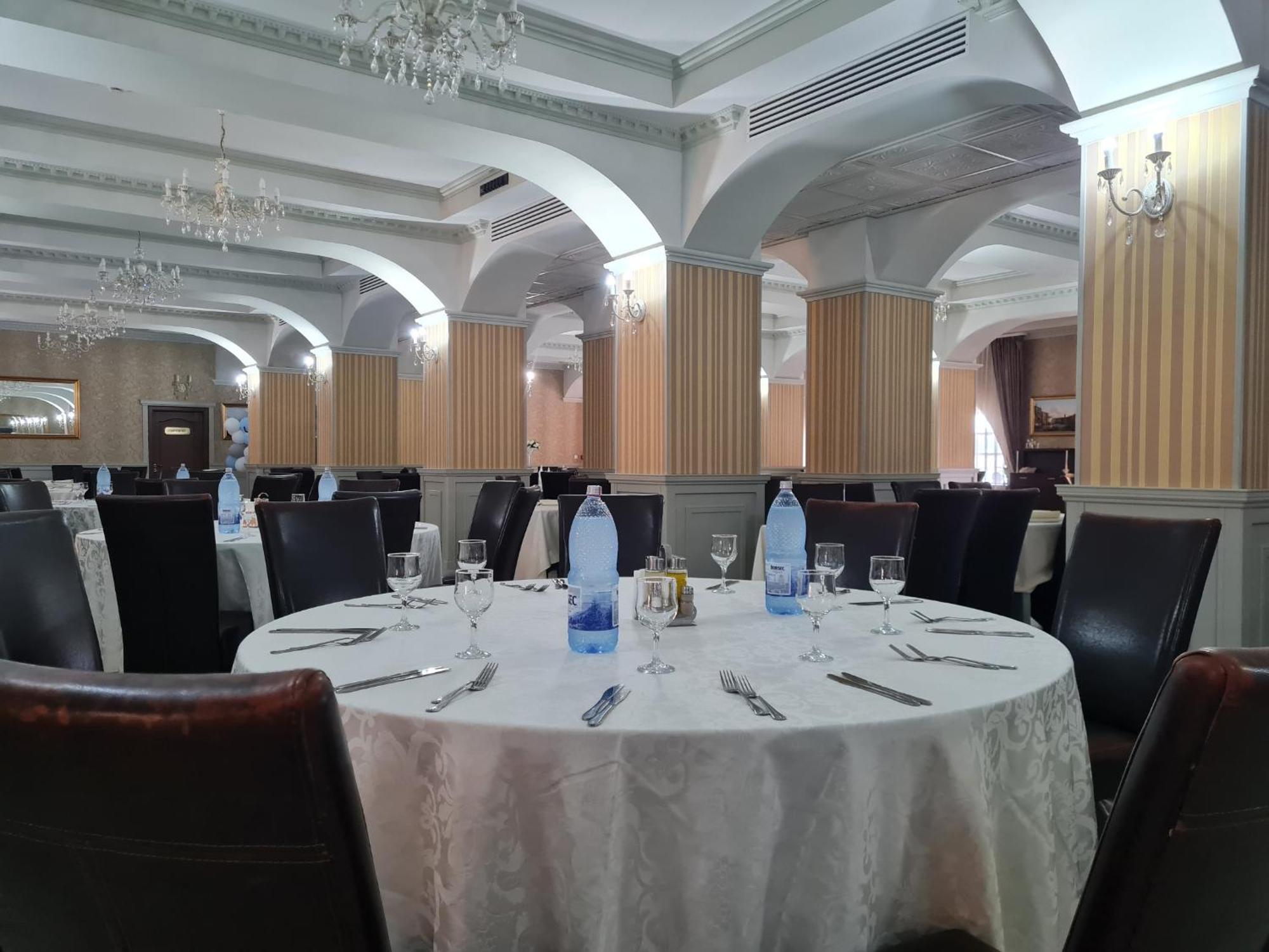 Hotel Valahia Τιργκόβιστε Εξωτερικό φωτογραφία