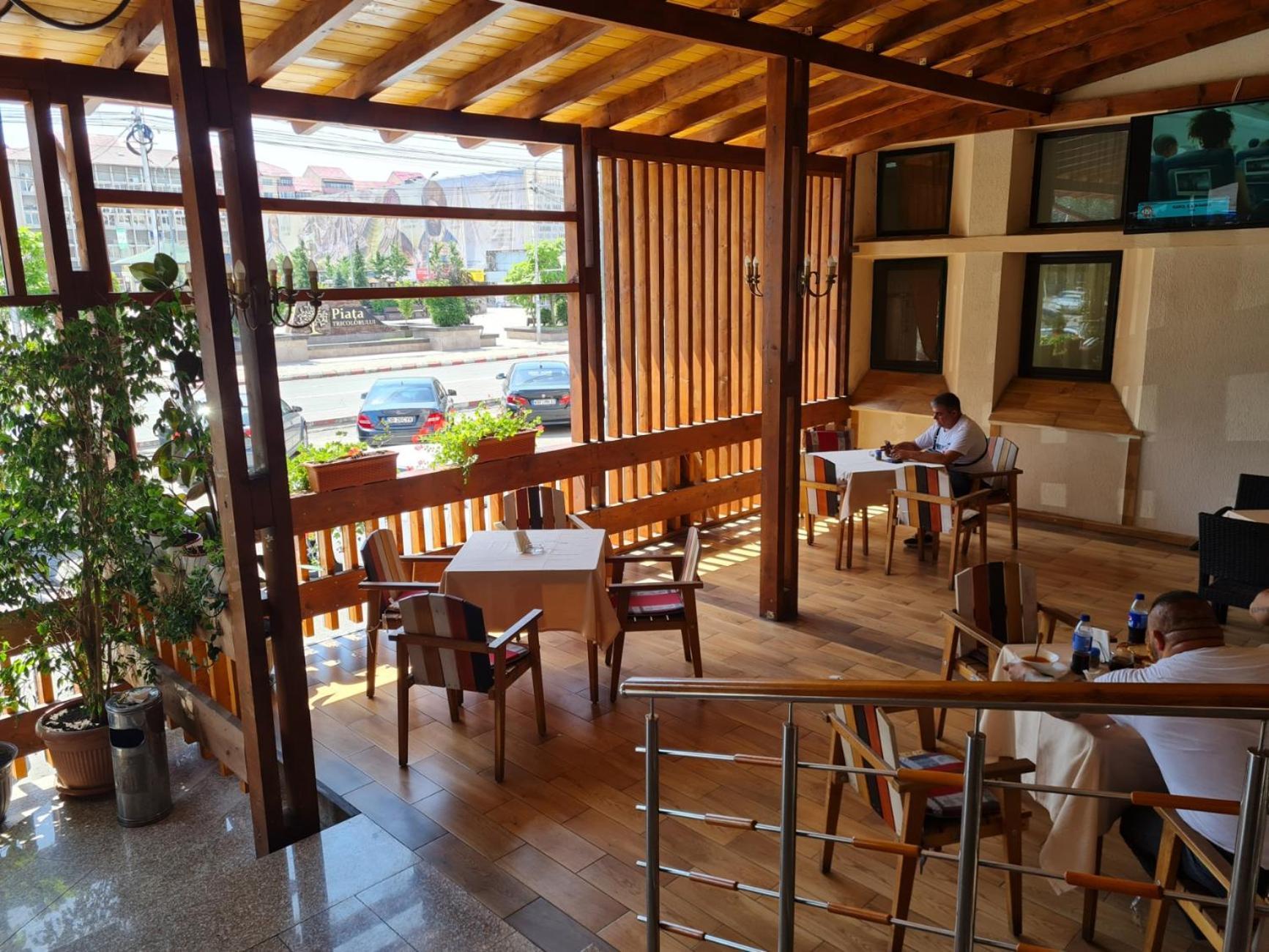 Hotel Valahia Τιργκόβιστε Εξωτερικό φωτογραφία