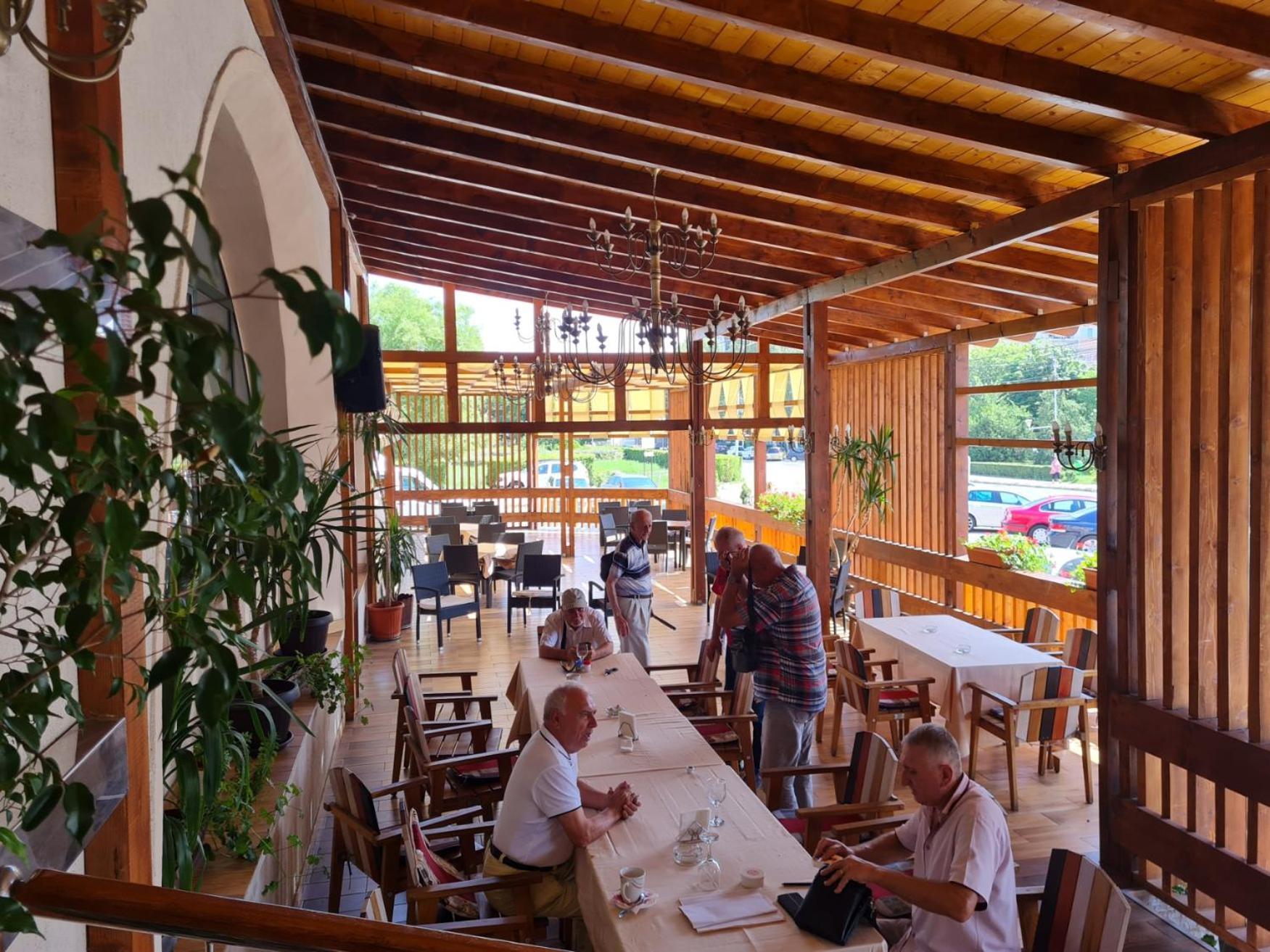 Hotel Valahia Τιργκόβιστε Εξωτερικό φωτογραφία